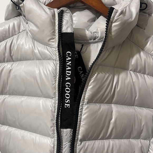 Canada Goose Light Gray Puffer Jacket - Picture 10 of 12